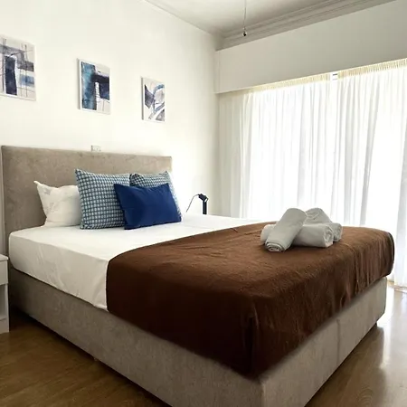 Modern 3bdr_top Floor_lux_suite_balcony Apartament